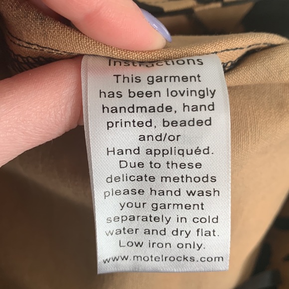 Motel rocks mini skirt with slit - Picture 4 of 4